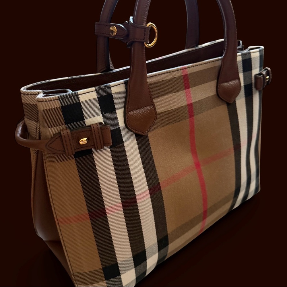 Burberry Medium Banner Tote **Open to Offers**